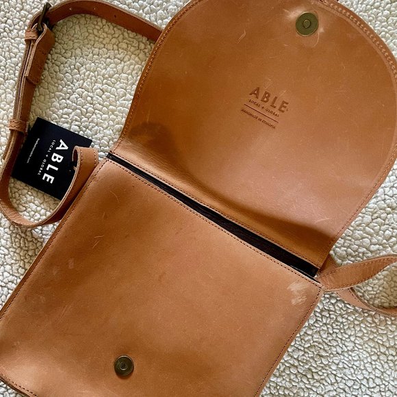 Able Handbags - Able Tirhas Saddlebag